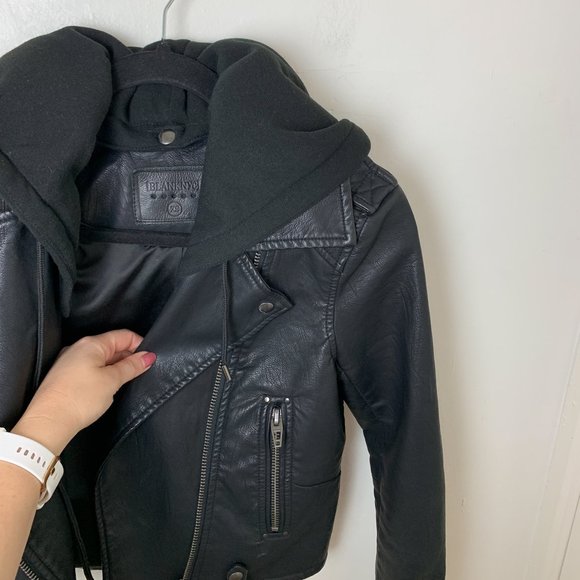 Blank NYC NEO Black Vegan Leather Zip Moto Jacket removable knit hood XS - Picture 4 of 14